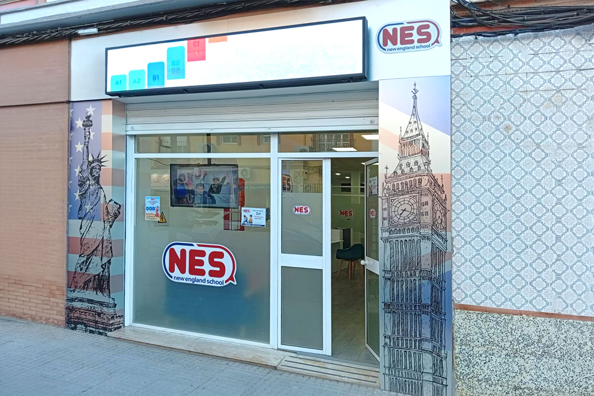 Academia NES Dos Hermanas. Aprende inglés con nosotros.